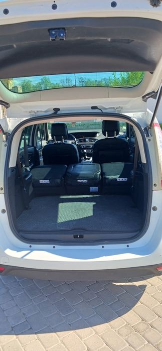Продам Renault  Grand Scenic 1.6 диз. 2013 р.