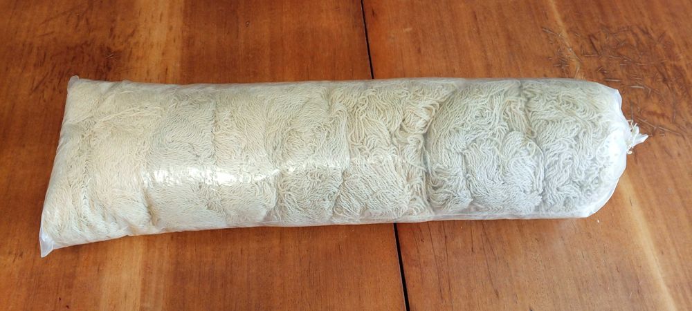 Новая шерстяная  пряжа 1900 грамм