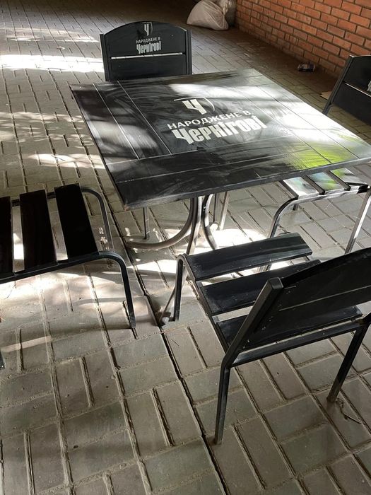 Продам набор мебели стол +стулья деревянные Черниговское.