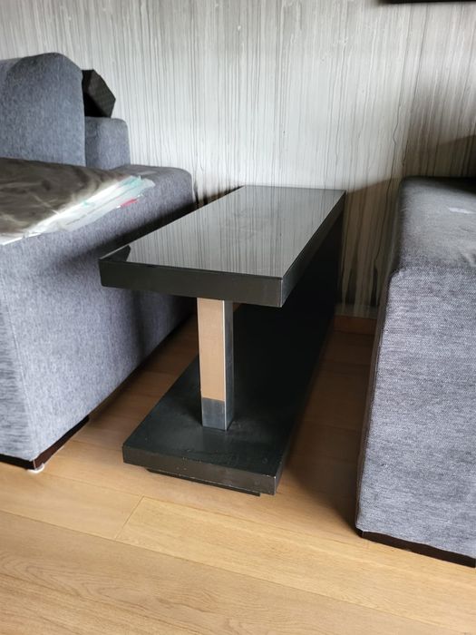 Mesa de sala de apoio