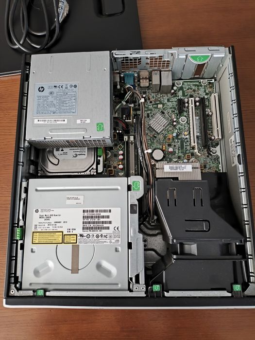 Computador HP Compaq Elite 8300437638532621946883