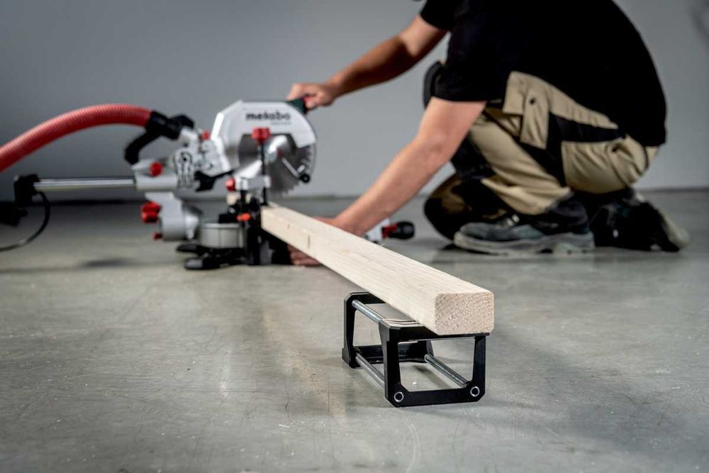 Kapówka Ukośnica Piła Metabo KGS 305 M