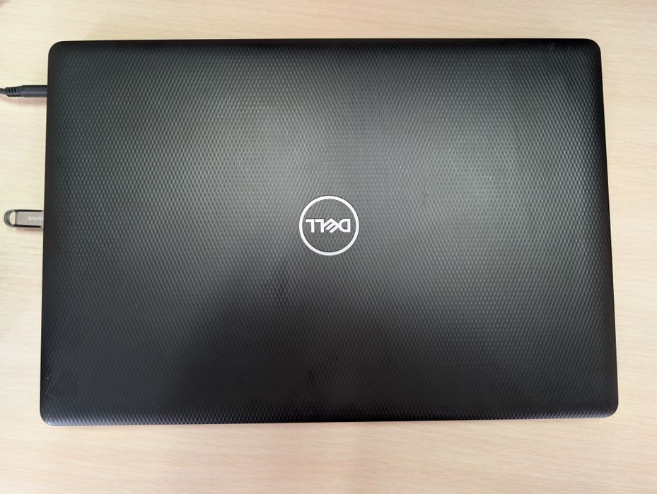 Dell Inspiron 3593 | i5 10gen | 16GB RAM | SSD 512GB | FHD