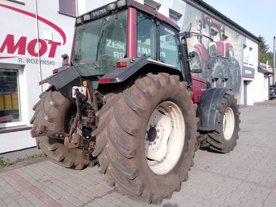 Valtra 8150 piekna
