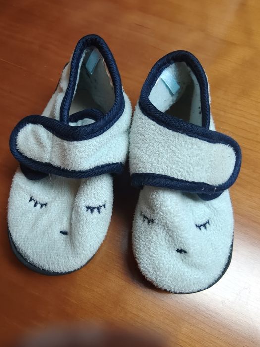 Lote 9 pares sapatilhas/sapatos criança (T18–25) Adidas, Puma, NB, Ree