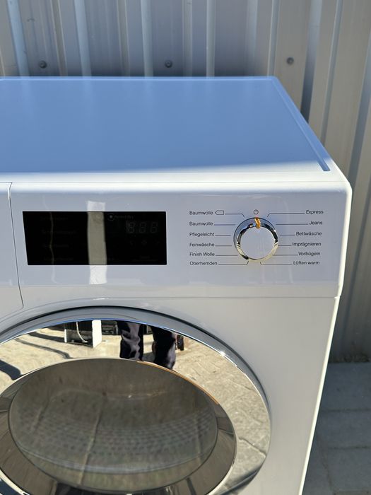 Сушильна машина Miele TEF655WP