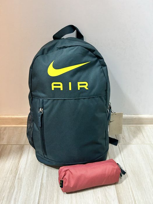 Plecak Air Nike z piornikiem