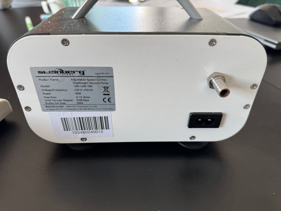 Bezolejowa laboratoryjna pompa próżniowa Steinberg Systems SBS-LAB-100
