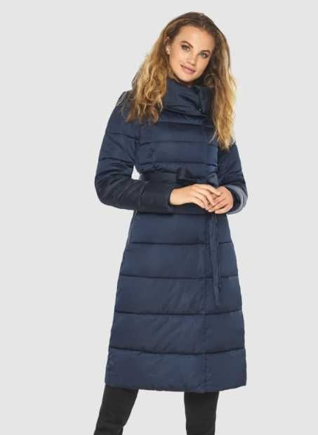 Синє пальто з поясом