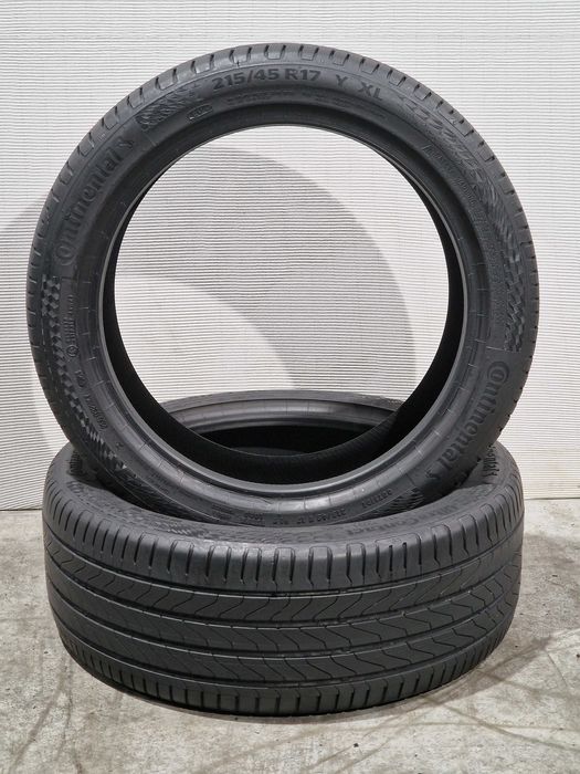 2 Pneus 215/45R17 CONTINENTAL Semi Novos