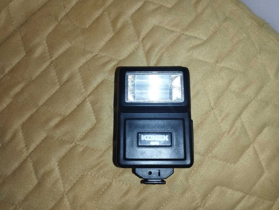 Zenit 12XP (com mala, 2 capas, flash, equipamento limpeza e manuais)