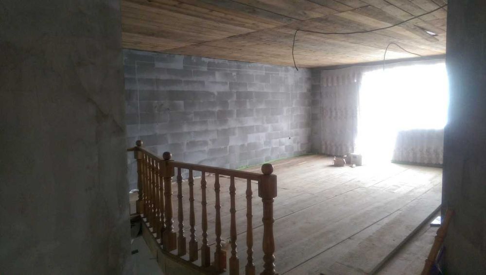 Нежитлове приміщення, квартири, офісні приміщення, хостел.