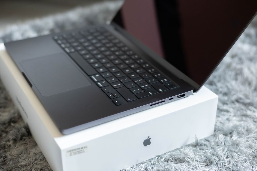 MacBook Pro 14’ M4 16GB 512GB Gwiezdna Czerń (Space Black)