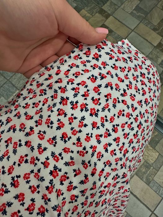 Платье, одевалось два раза, новое