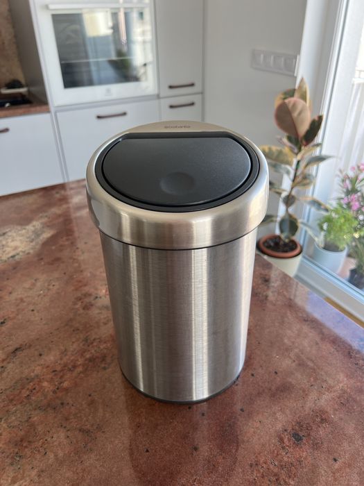 Kosz Touch Bin 3l stal matowa Brabantia