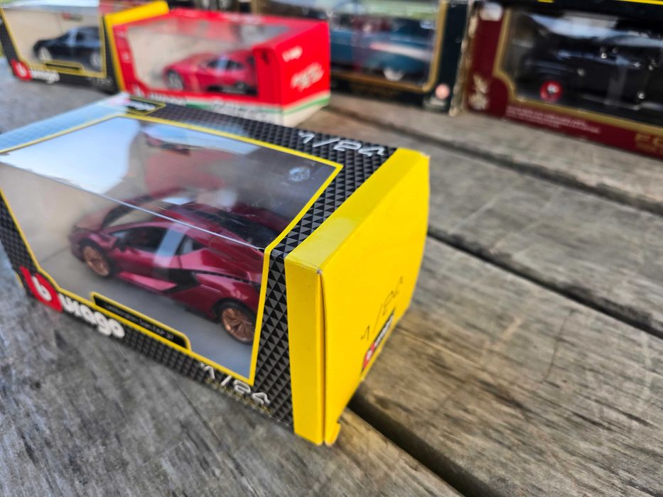 Bburago Lamborghini Sián FKP 37 w skali 1:24