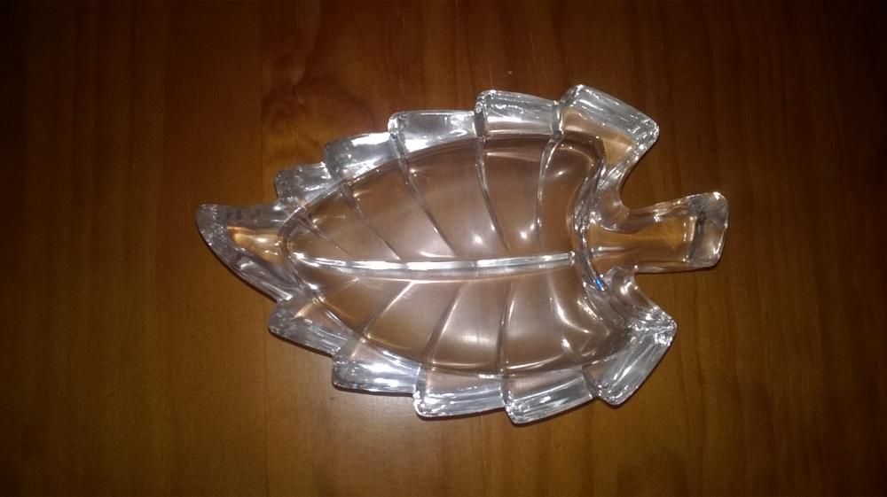 Cinzeiro de Cristal em Forma de Folha NOVO