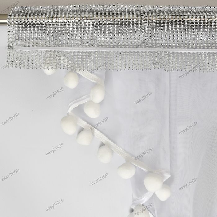 Firana gotowa z pomponami cała biała