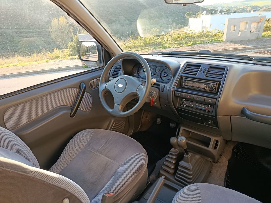 Nissan Terrano 2.7 TD Maverick