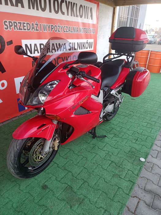 Honda VFR 800 9,500km !!!