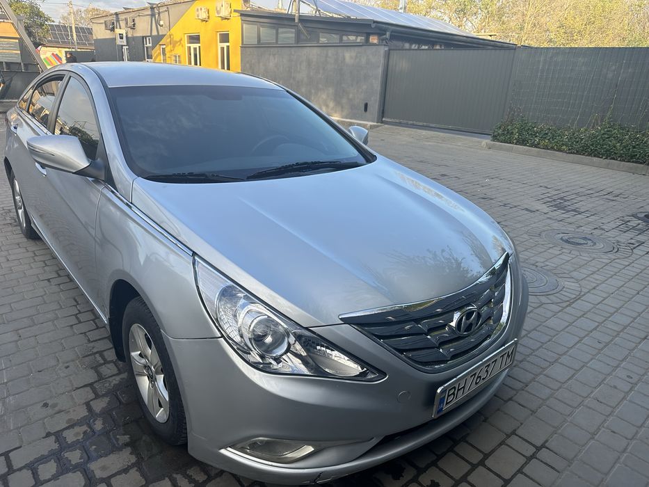 Hyundai sonata yf