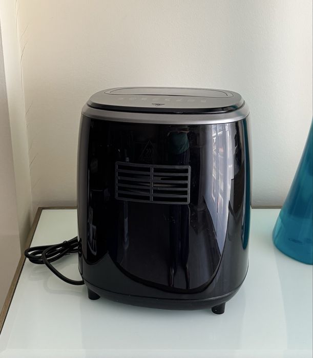 Air Fryer Ufesa Jaguar em garantia até fevereiro de 2027