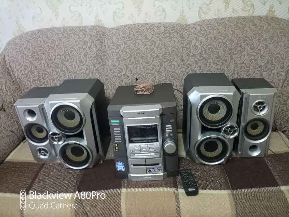 Музыкальный центр ONWA.