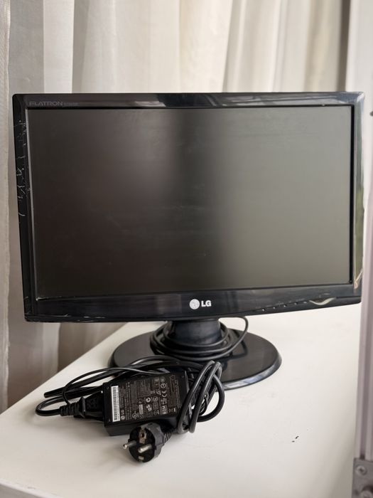 Монітор LG Flatron W1943SE
