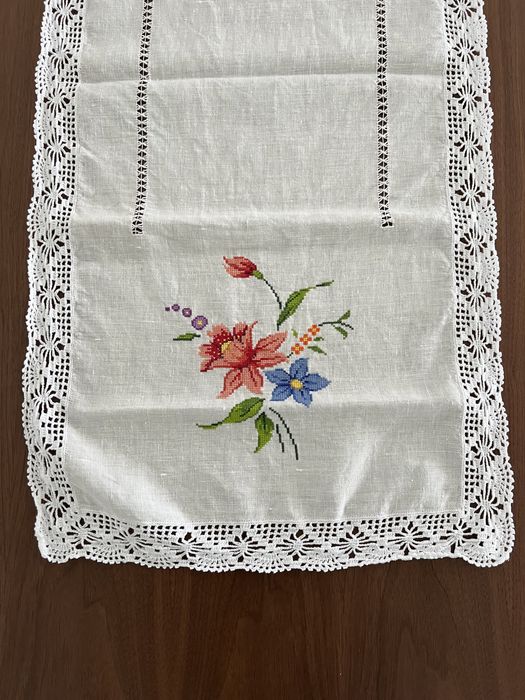 Centro mesa bordados - vários