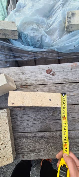 Для камінів  та печей Цегла жаростійка