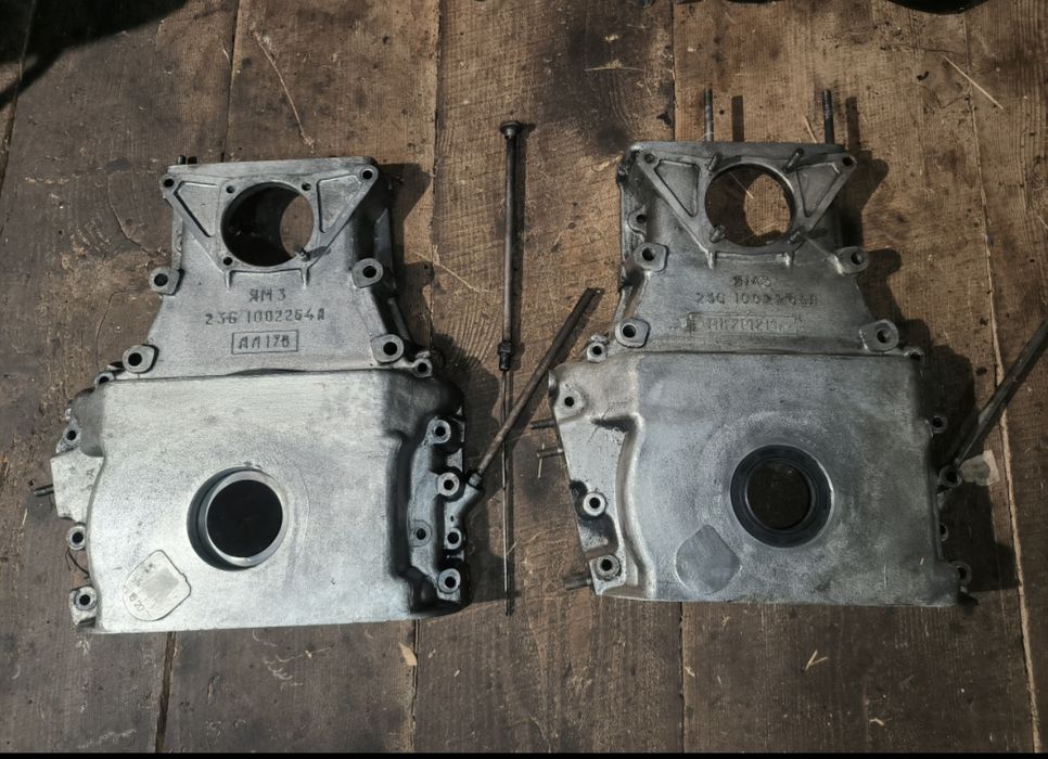 Передня кришка  двигуна ГАЗ 53 66 ПАЗ ЯМЗ-236-238 МАЗ КРАЗ Т-150