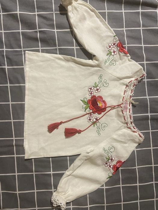 Вишитий костюмчик