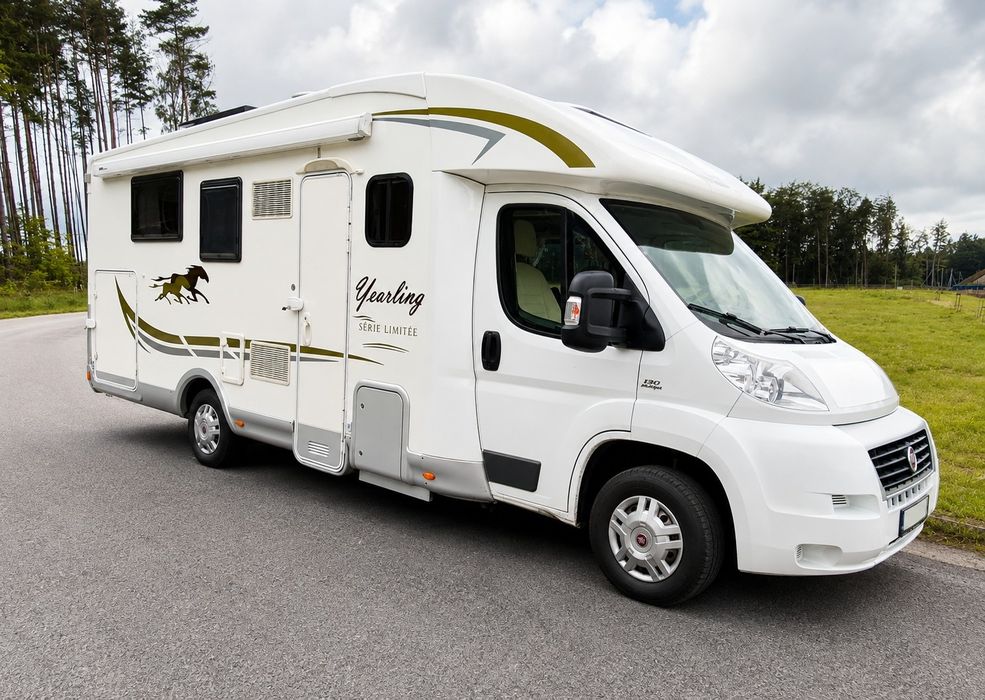 Kamper Fiat Ducato Mclouis półintegra