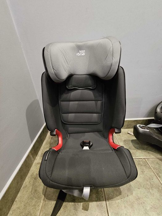 Britax Römer Advansafix IV Romer isofix
