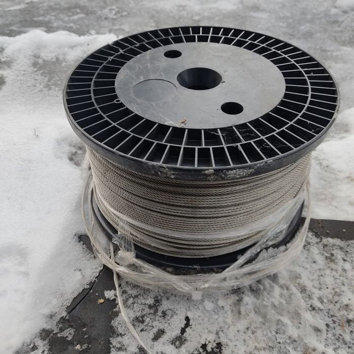 Продам , трос нержавейка!!4мм в бухте 500м Продажа целой бухтой