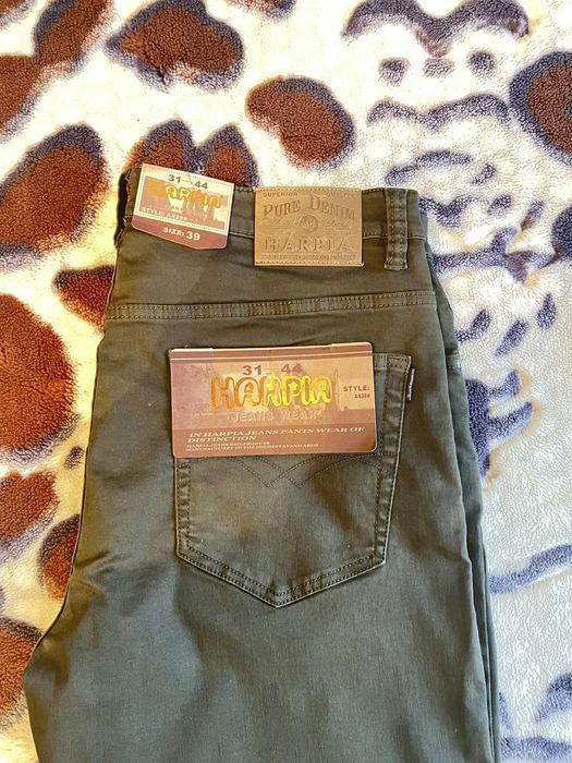 Чоловічі джинси коричневого кольору