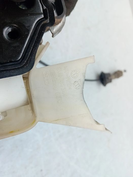 Fechadura / fecho porta frente esquerdo AUDI A3 (8V1, 8VK)