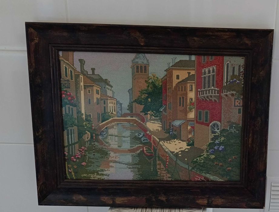Quadro bordado à mão em ponto de cruz