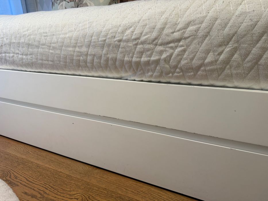 Cama individual lacada