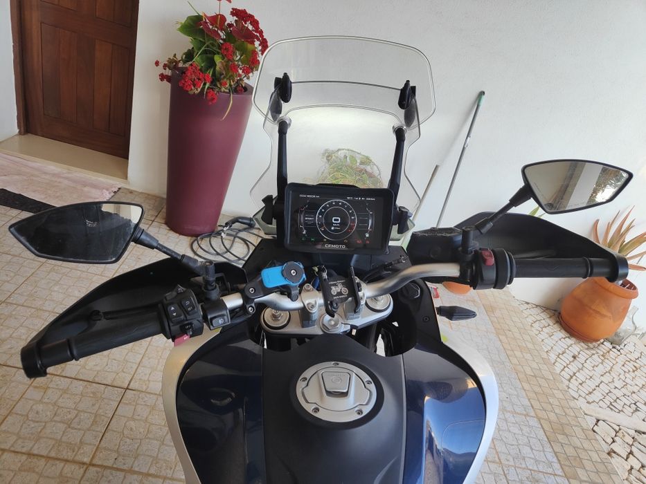 CFMoto 800mt Touring + Mala Shad Tr48