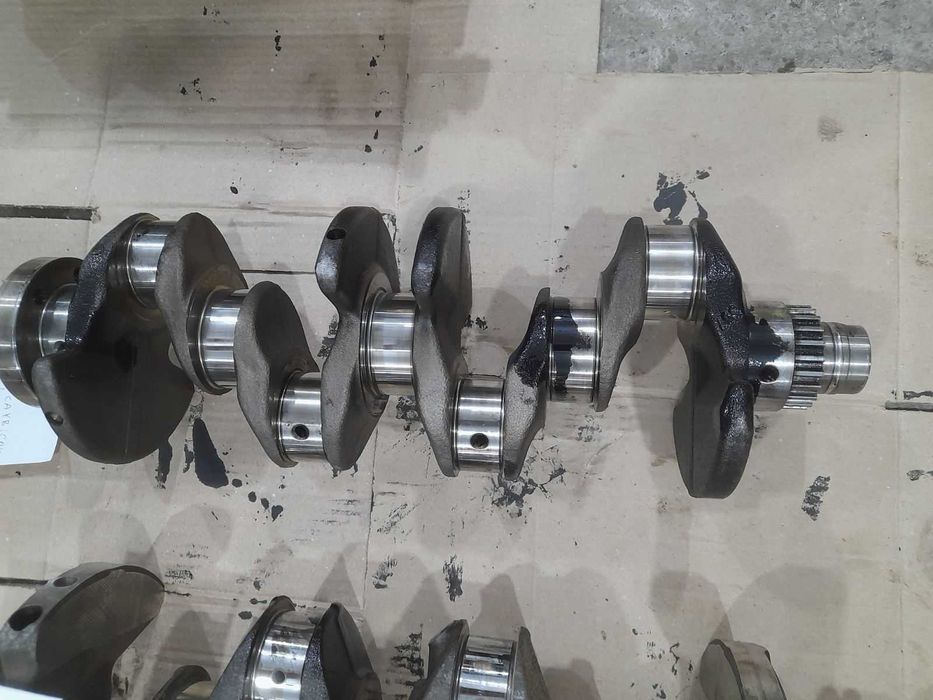 Коленчатый вал VW, Skoda, Seat, Audi 1.6TDI (CAY,CAYB,CAYC) Коленвал