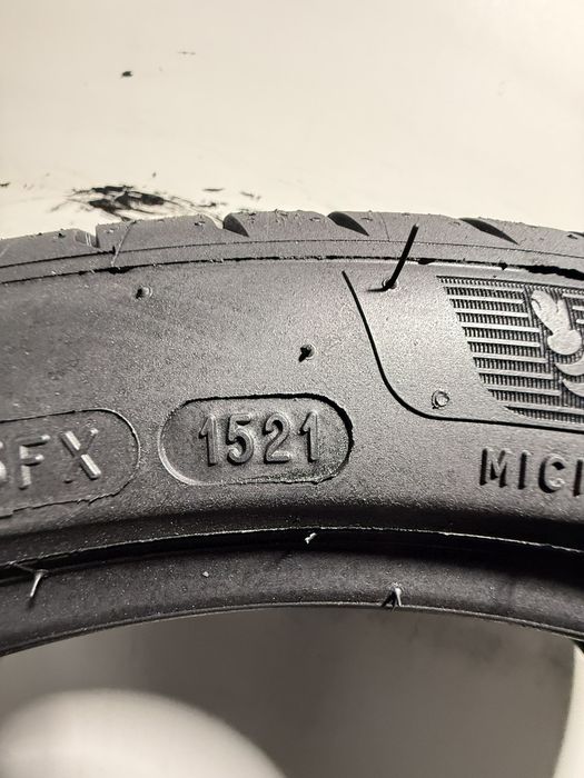 Opona letnia Michelin Primacy 4 205/45 R17 88V XL #L1420 używana