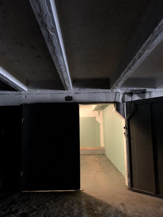 Здам капітальний гараж на правому березі (Печерськ).