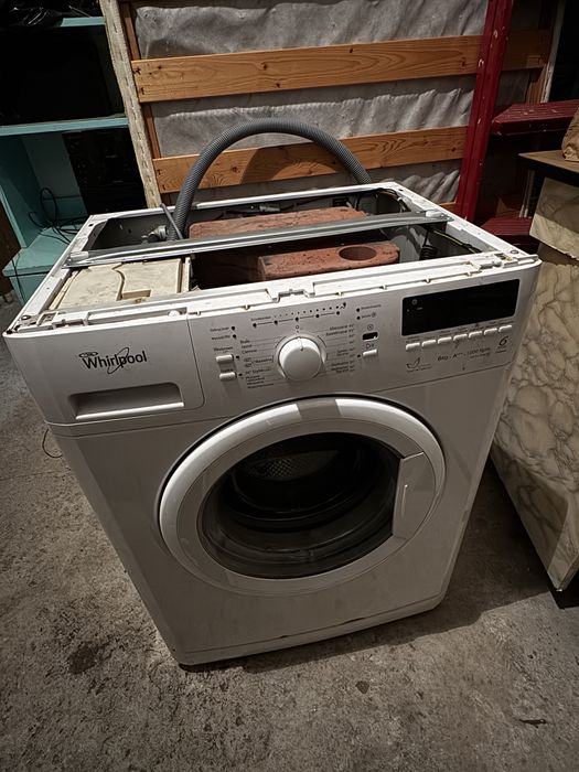 Pralka Whirlpool 6kg A+++ 1000 obr.