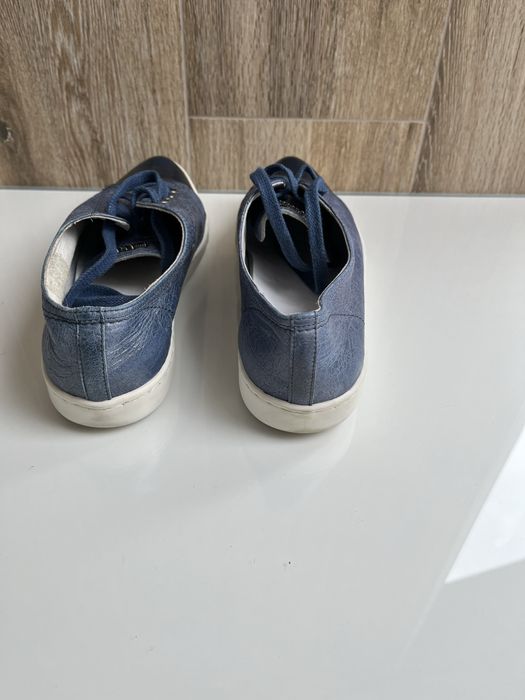 Buty sznurowane Gino  Rossi 38