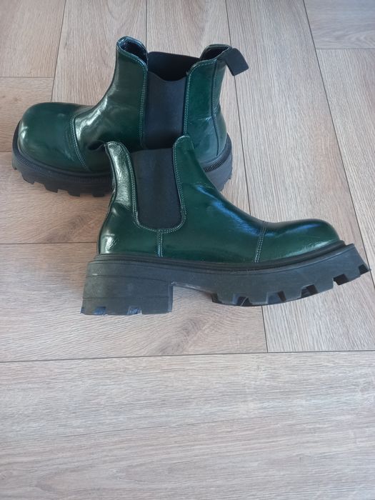 Sprzedam botki damskie