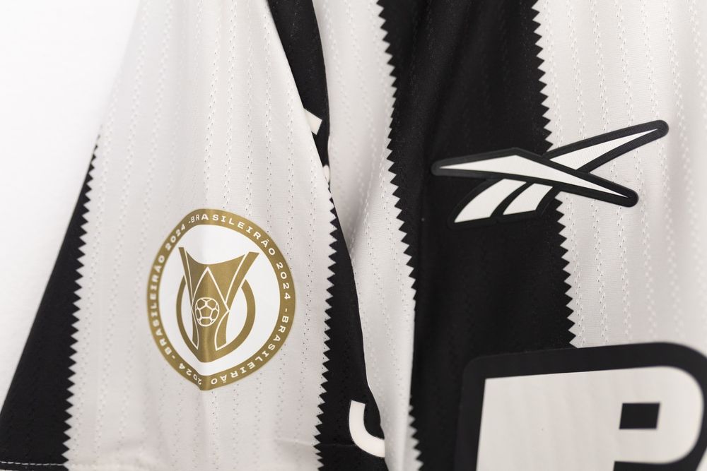 Camisola futebol jogo usada autografada botafogo