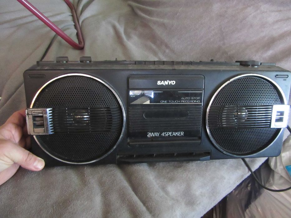 walkman/ dyktafon Panasonic RQL- 319, stan BDB + 3 kasety czyste