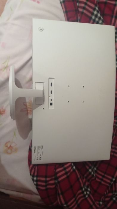 Monitor Samsung tope64740666921091122