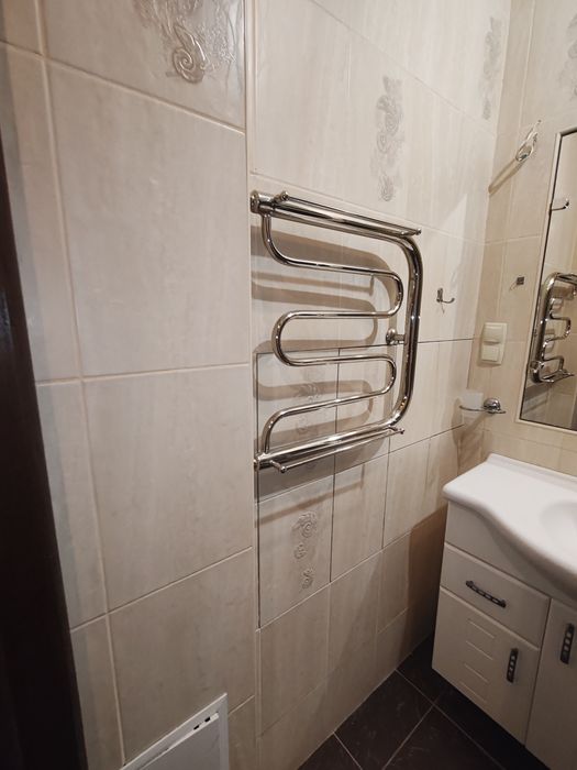 Здається в оренду 4х кімнатна квартира.